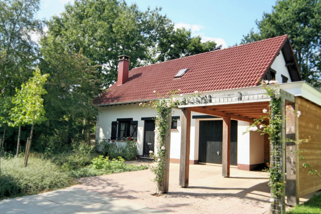 white pearl voorkant oover dag